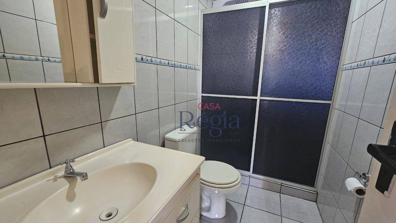 Casa à venda com 3 quartos, 94m² - Foto 17