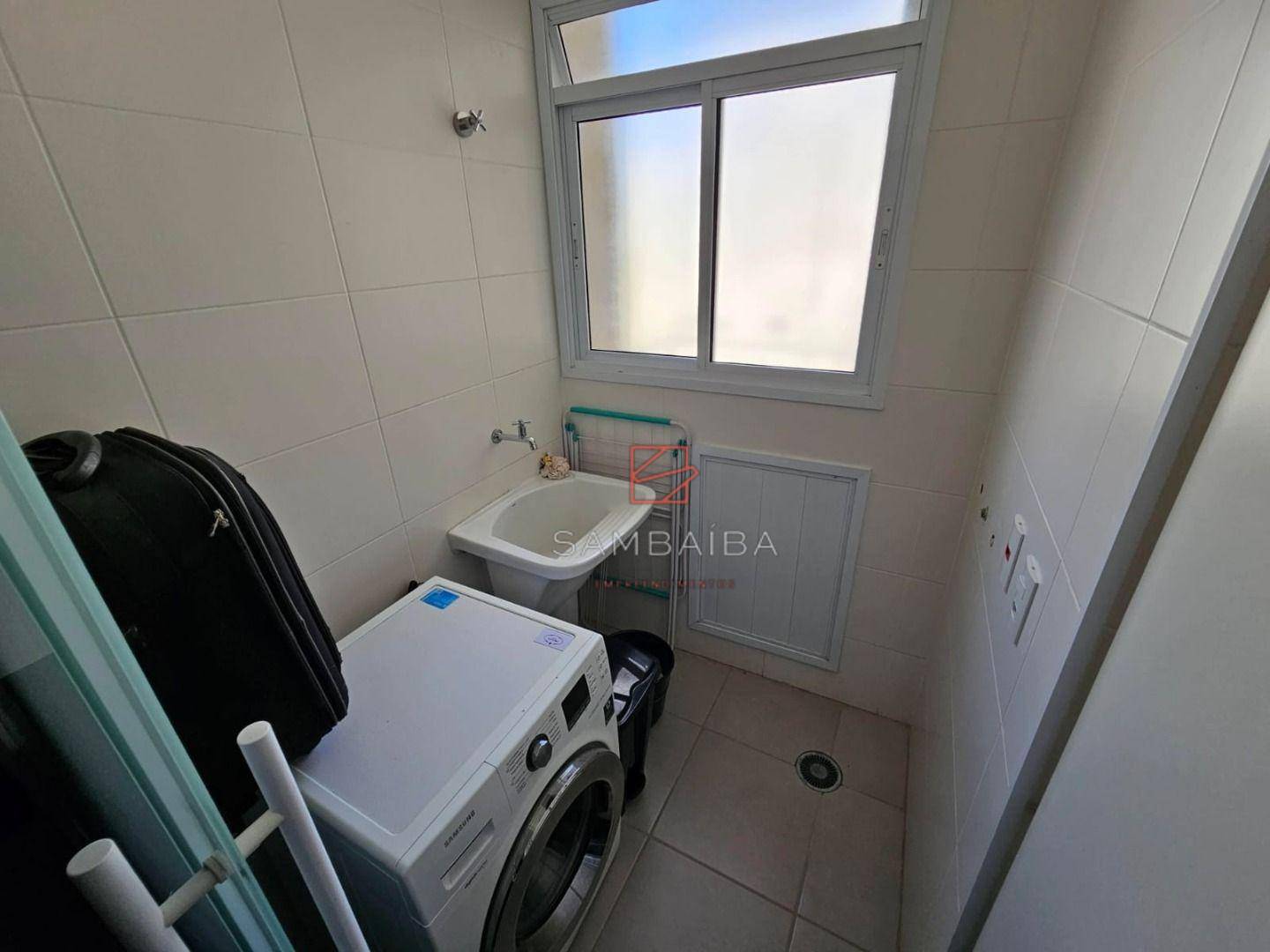 Apartamento para alugar com 2 quartos, 70m² - Foto 8