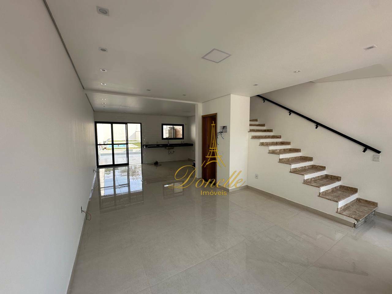 Sobrado à venda com 3 quartos, 120m² - Foto 4