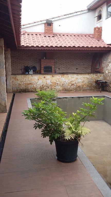 Sobrado à venda com 4 quartos, 350m² - Foto 45