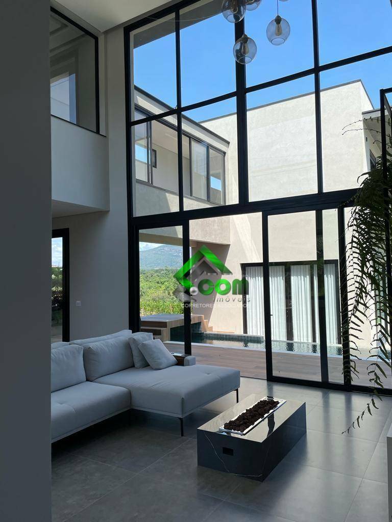 Casa de Condomínio para alugar com 4 quartos, 435m² - Foto 15
