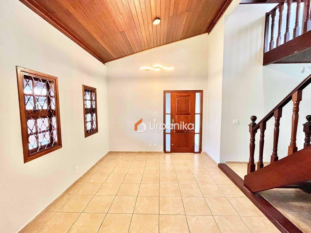 Casa, 4 quartos, 250 m² - Foto 5