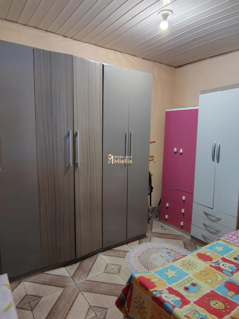 Casa à venda com 2 quartos, 60m² - Foto 9