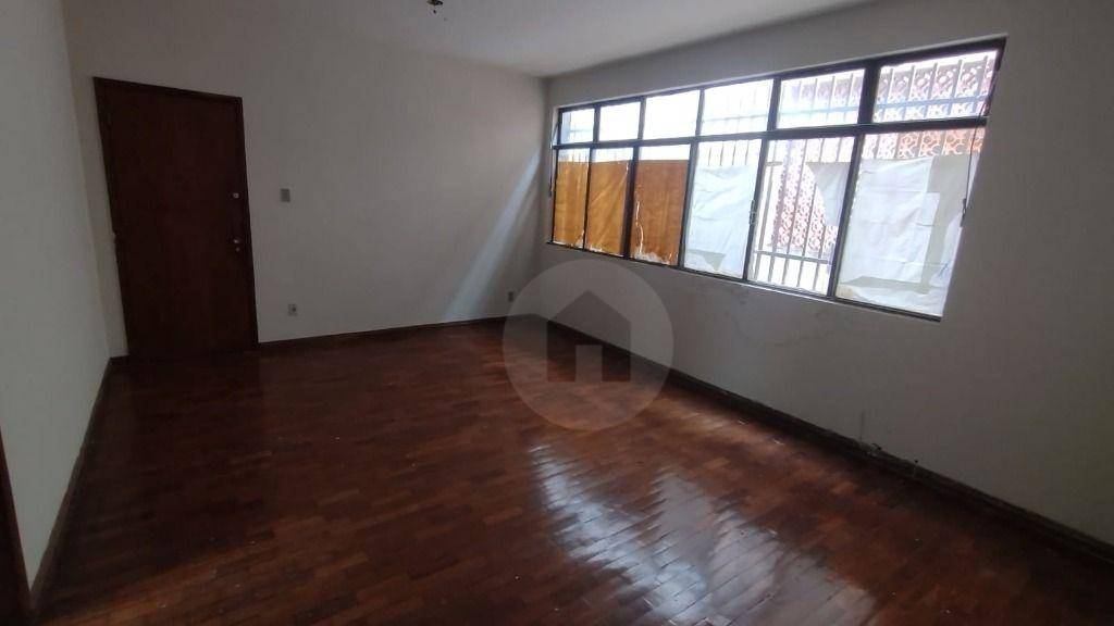 Apartamento à venda com 3 quartos, 110m² - Foto 5