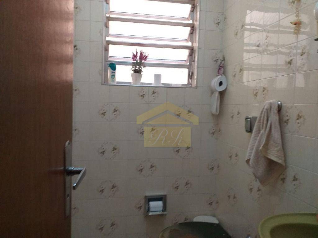 Sobrado à venda com 3 quartos, 184m² - Foto 6