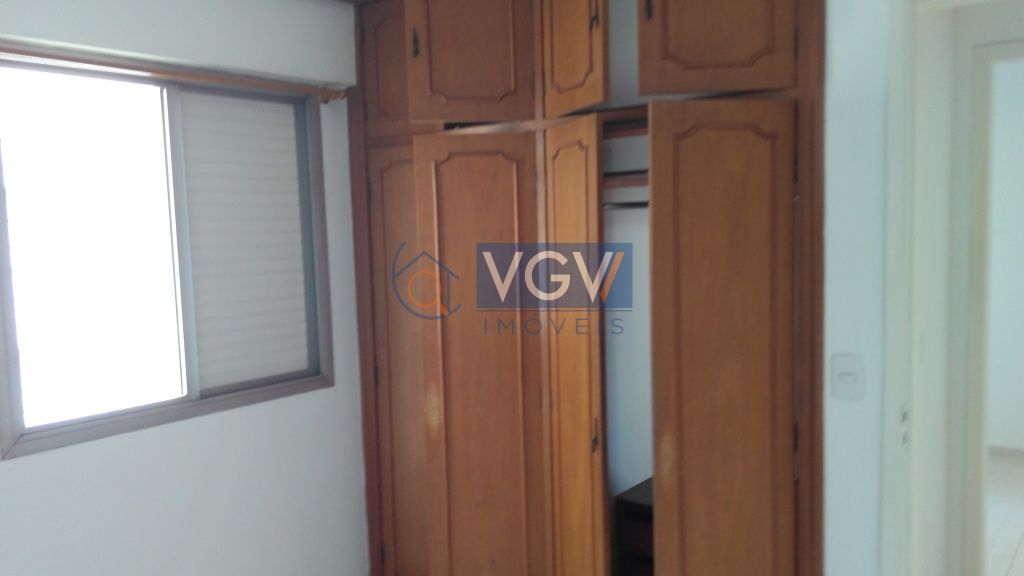 Apartamento à venda com 2 quartos, 65m² - Foto 7