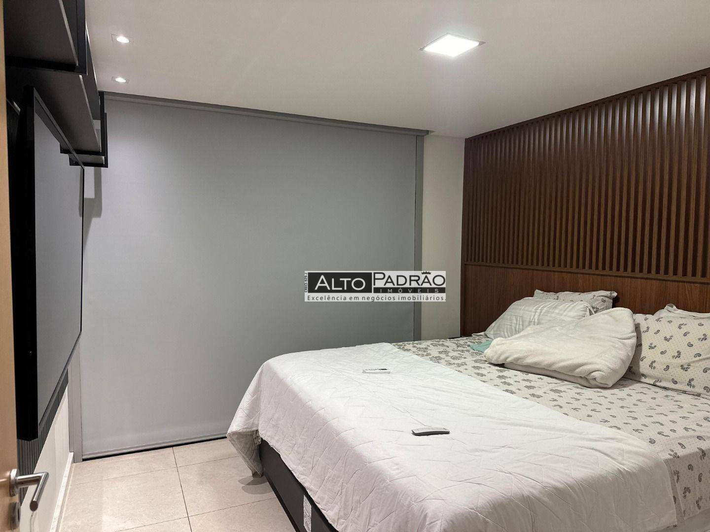 Apartamento à venda com 4 quartos, 197m² - Foto 15