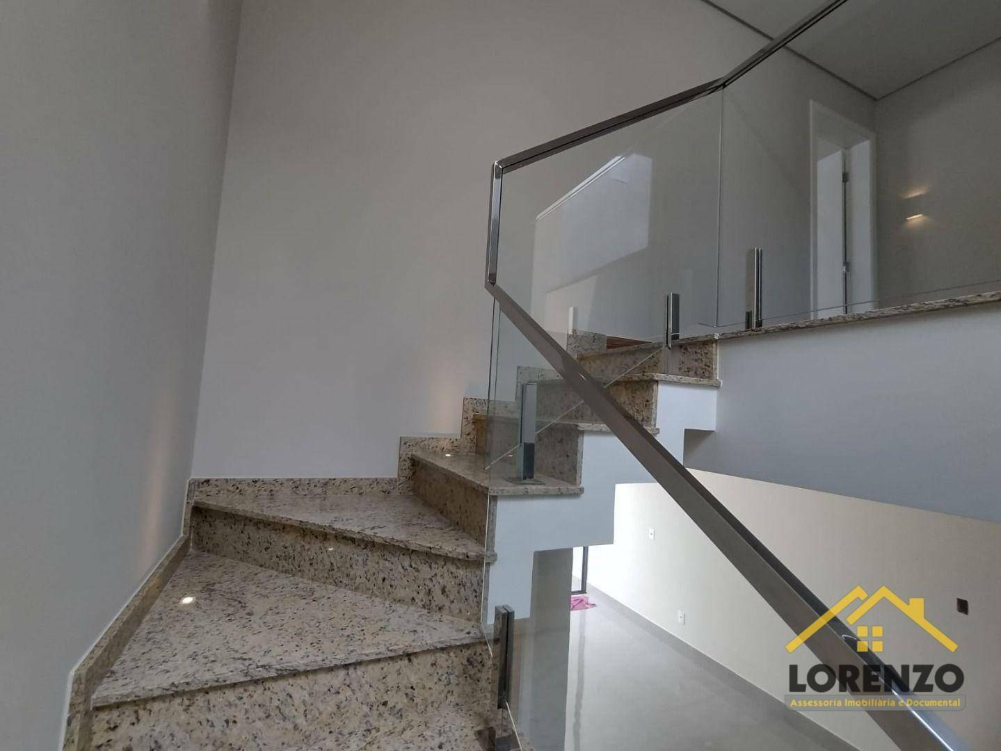 Sobrado à venda com 3 quartos, 200m² - Foto 8