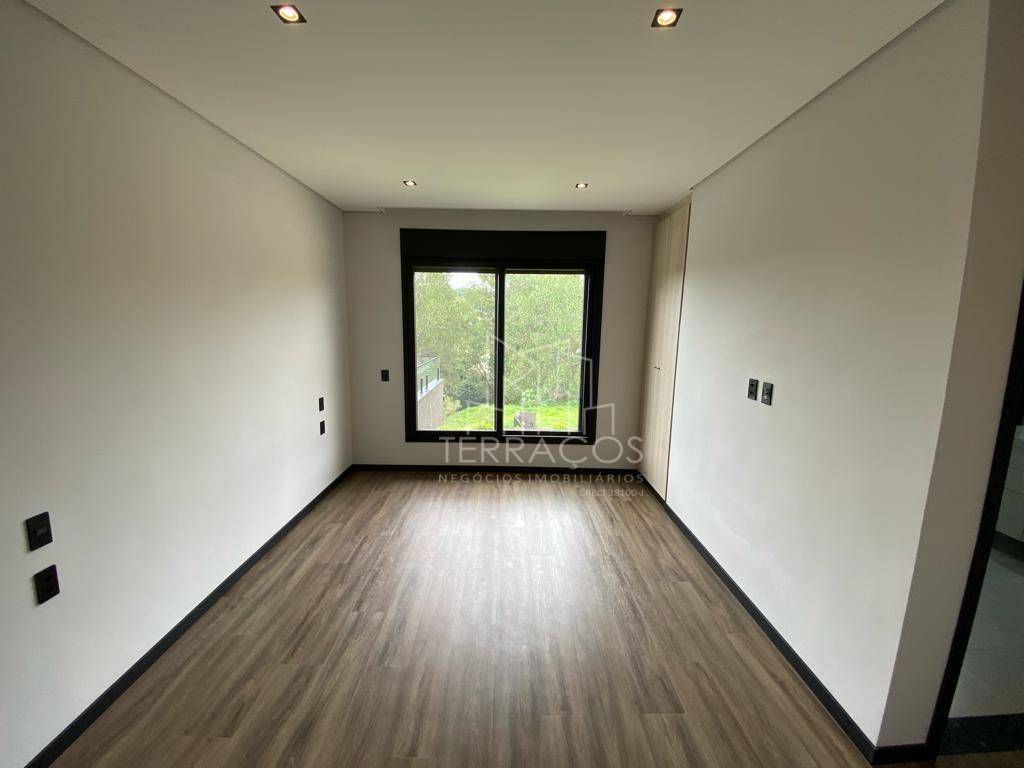 Casa de Condomínio à venda com 3 quartos, 350m² - Foto 24