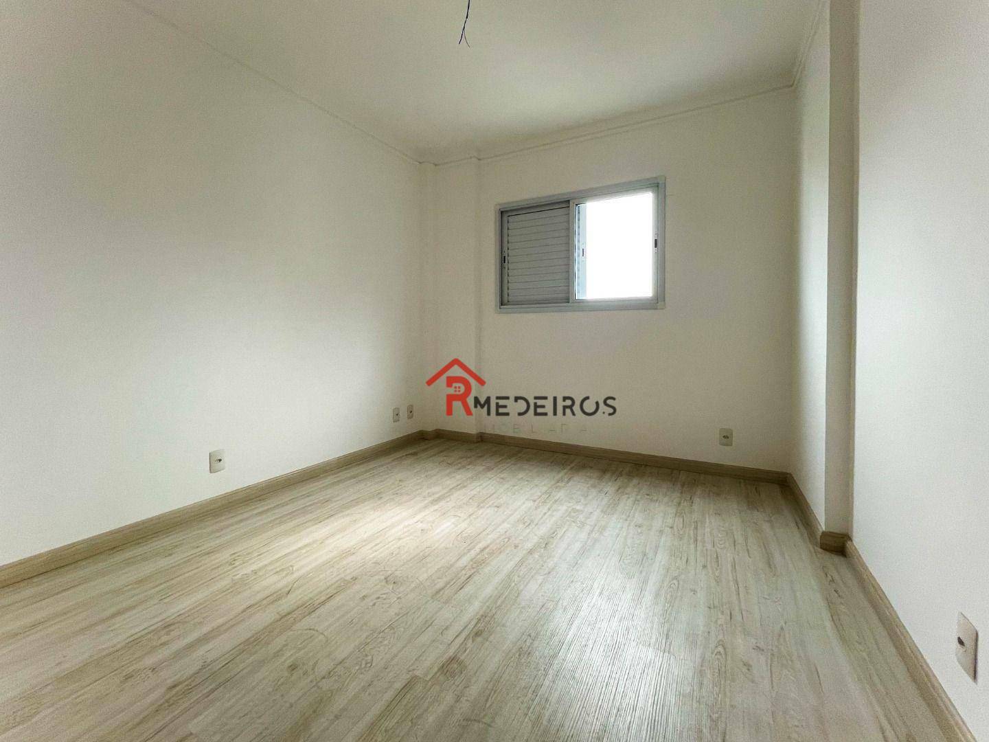 Apartamento à venda com 2 quartos, 80m² - Foto 10