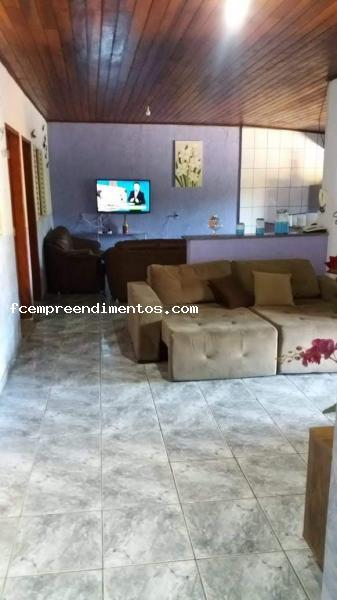 Casa à venda com 2 quartos, 300m² - Foto 8