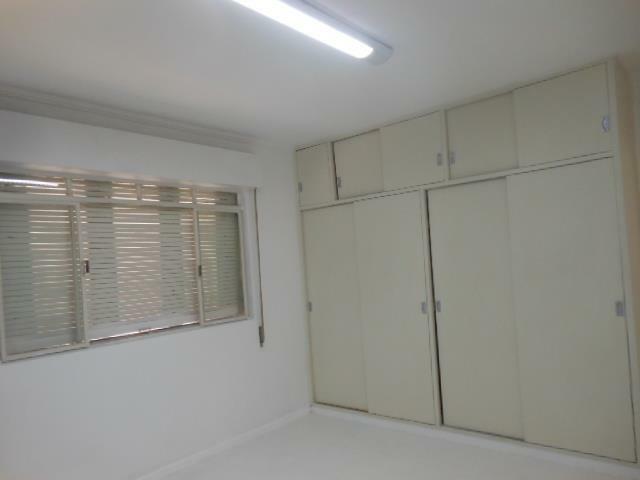 Sobrado à venda com 3 quartos, 200m² - Foto 12