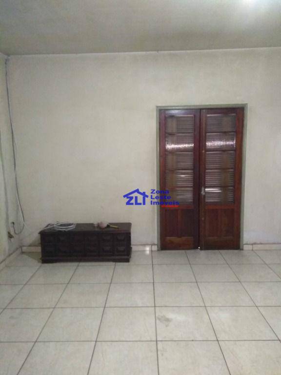 Sobrado à venda com 3 quartos, 155m² - Foto 4