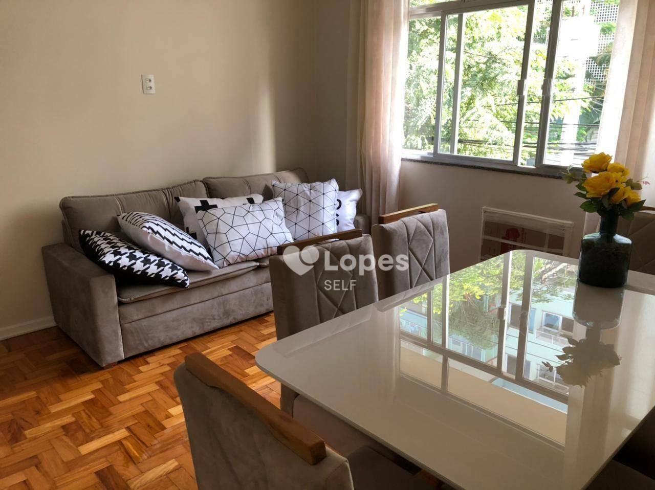 Apartamento à venda com 3 quartos, 100m² - Foto 1