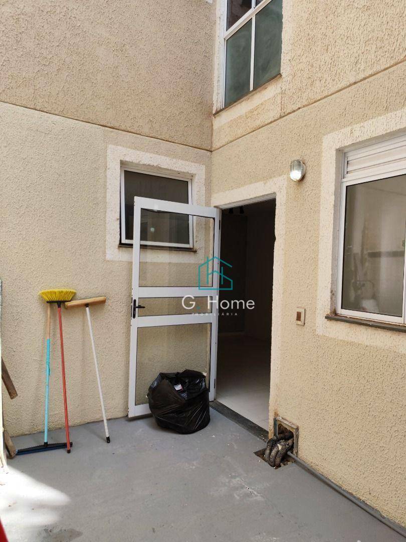 Apartamento à venda com 2 quartos, 70m² - Foto 12