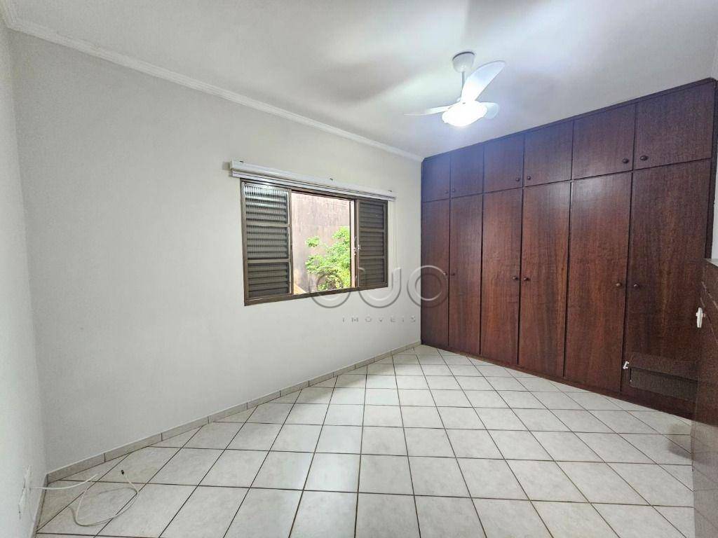 Casa para alugar com 2 quartos, 142m² - Foto 11
