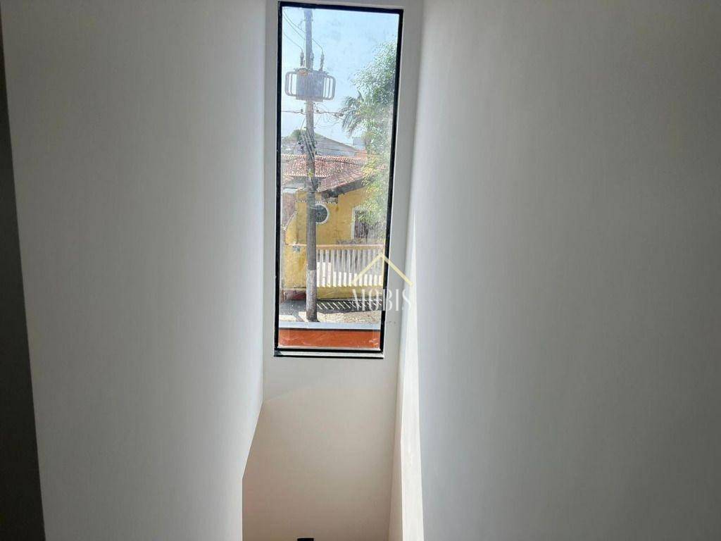 Casa à venda com 3 quartos, 126m² - Foto 14