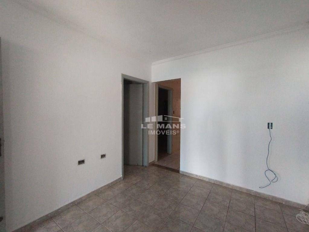 Casa à venda com 3 quartos, 101m² - Foto 13