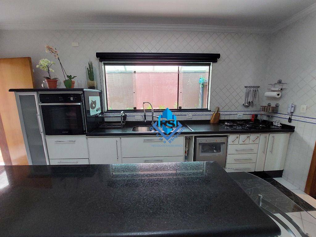 Sobrado à venda com 3 quartos, 296m² - Foto 14