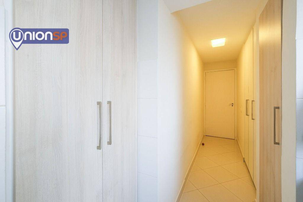 Apartamento à venda com 4 quartos, 209m² - Foto 18