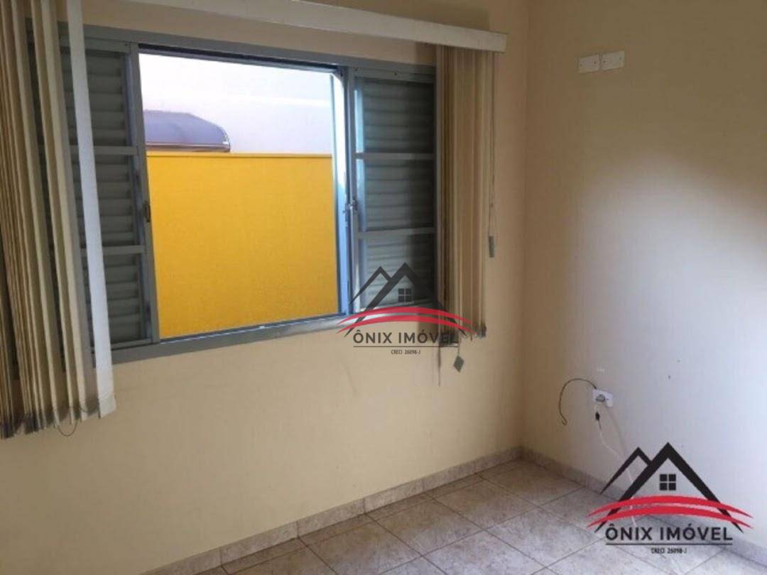 Casa à venda com 3 quartos, 170m² - Foto 11