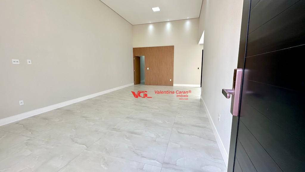 Casa de Condomínio à venda com 3 quartos, 210m² - Foto 4