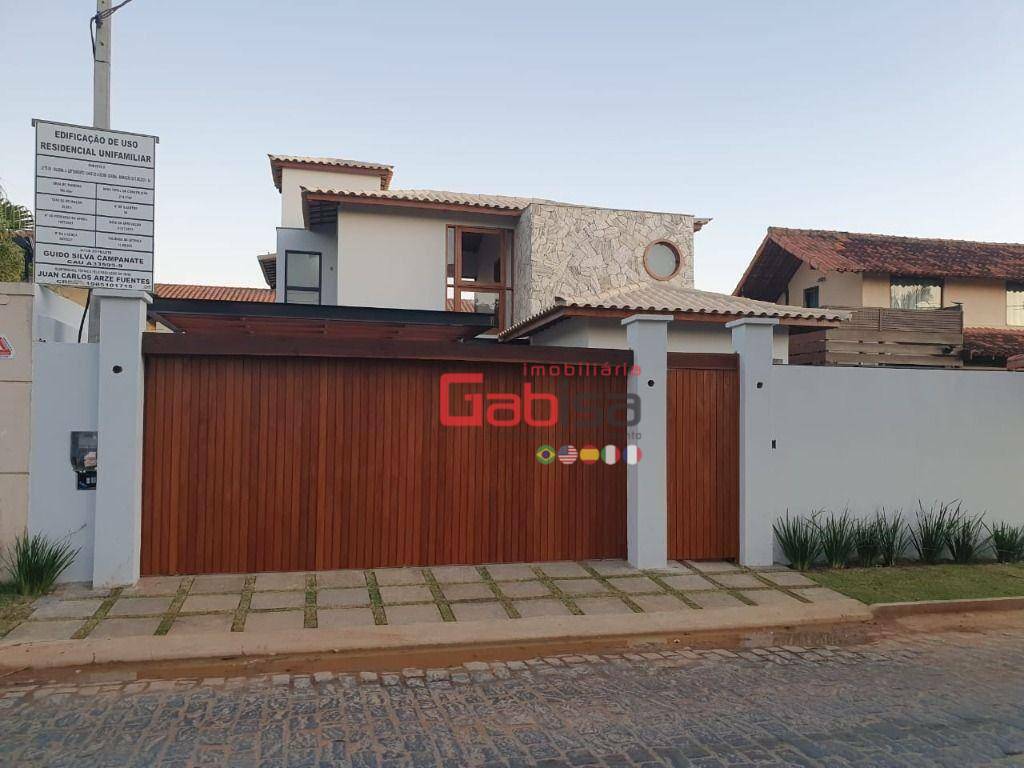 Casa à venda com 4 quartos, 299m² - Foto 2