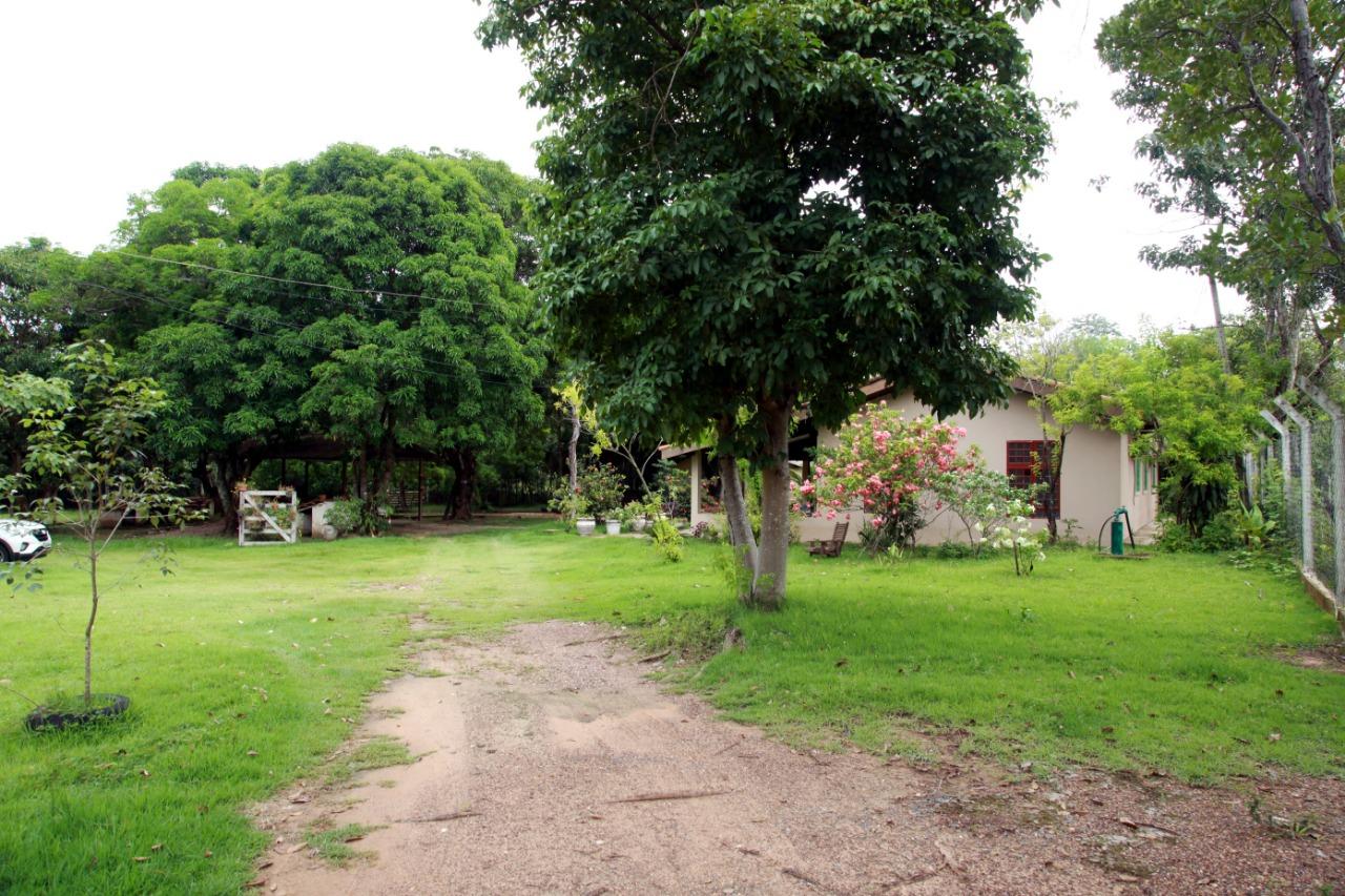 Chácara à venda com 3 quartos, 30000m² - Foto 23