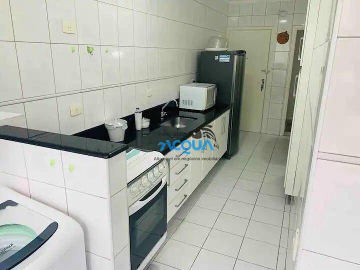 Apartamento à venda com 3 quartos, 80m² - Foto 3