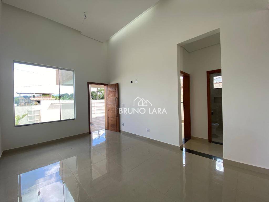 Casa à venda com 3 quartos, 133m² - Foto 4