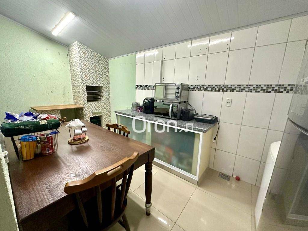 Sobrado à venda com 3 quartos, 68m² - Foto 2