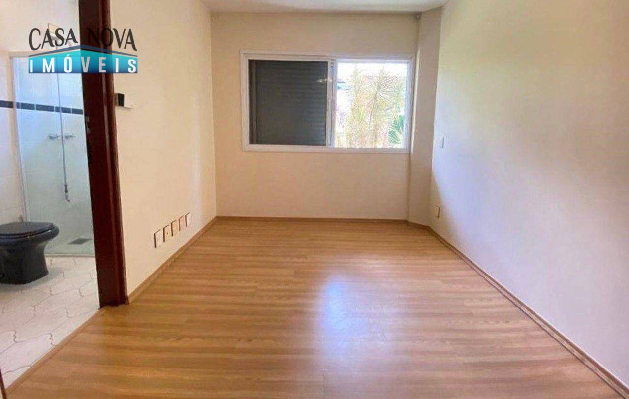 Casa de Condomínio para alugar com 4 quartos, 400m² - Foto 10