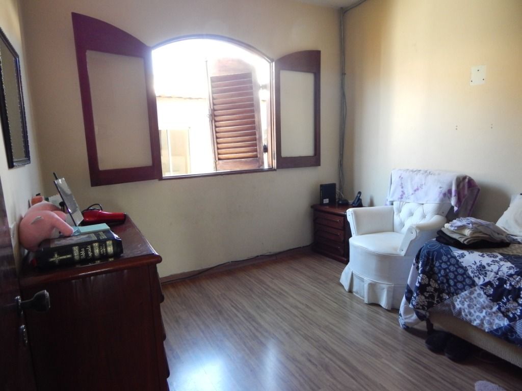 Sobrado à venda com 3 quartos, 220m² - Foto 23