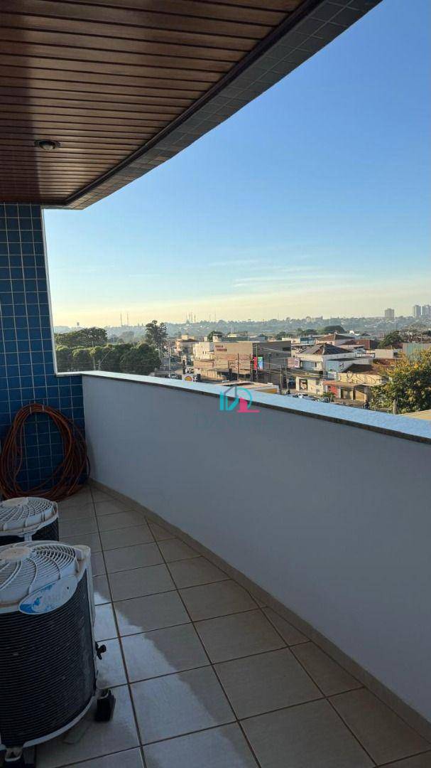 Apartamento à venda com 3 quartos, 128m² - Foto 3