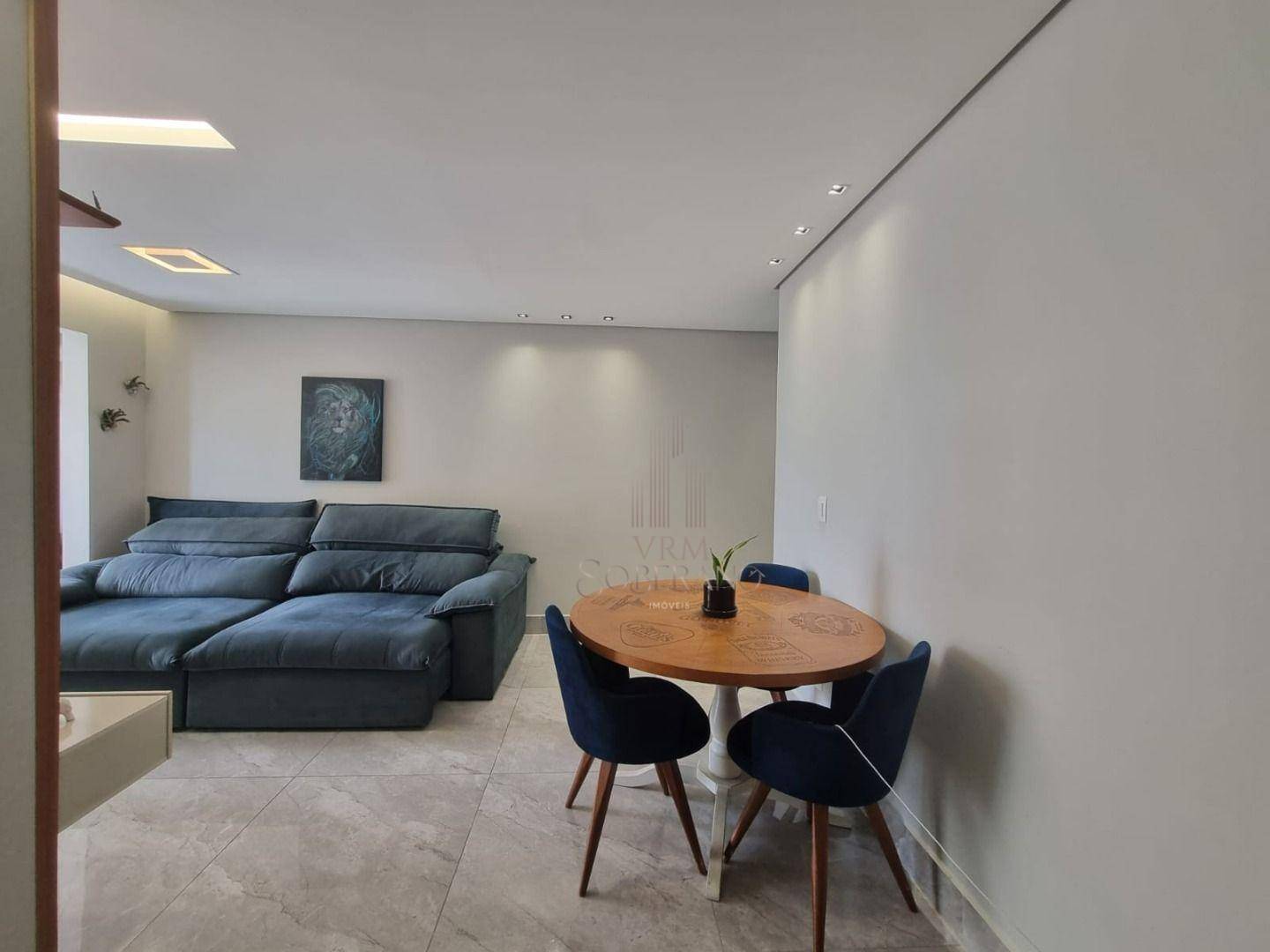 Apartamento à venda com 2 quartos, 75m² - Foto 9