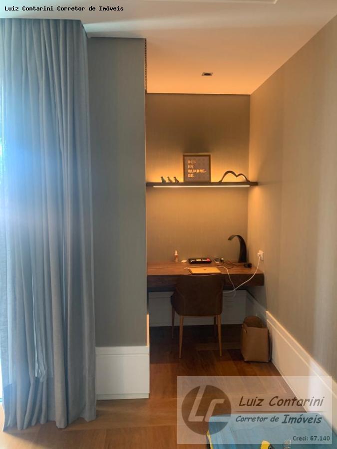 Apartamento à venda com 3 quartos, 5000m² - Foto 17