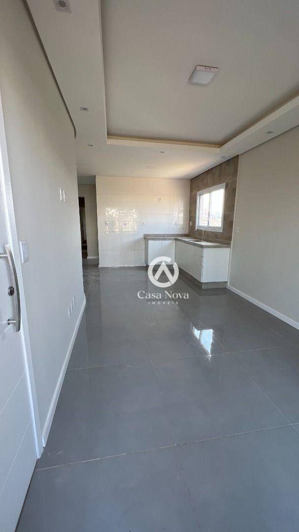 Apartamento à venda com 3 quartos, 88m² - Foto 2