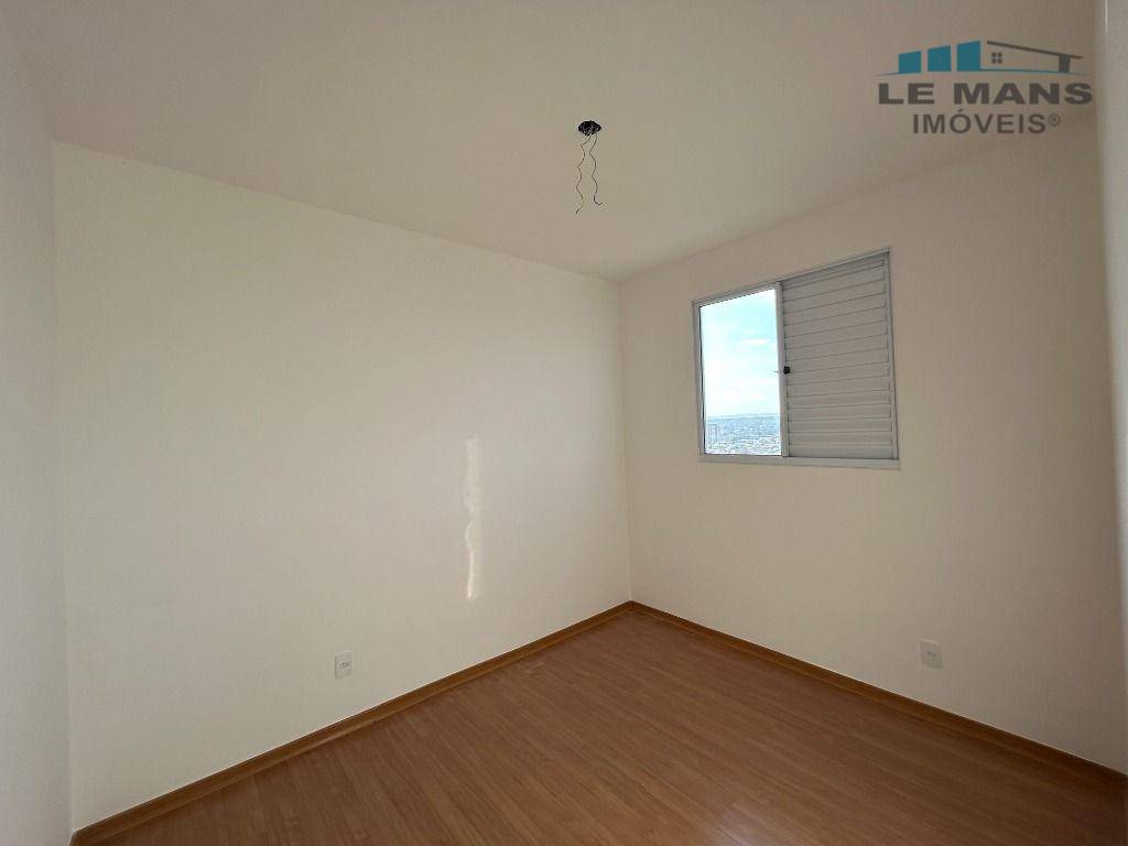 Apartamento à venda com 2 quartos, 68m² - Foto 17