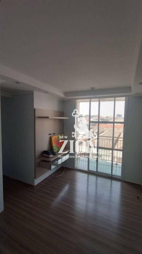 Apartamento à venda com 2 quartos, 42m² - Foto 2