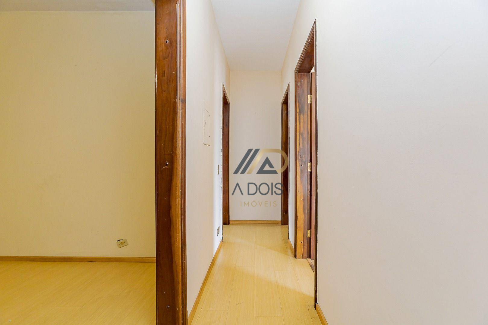 Sobrado à venda com 4 quartos, 320m² - Foto 15