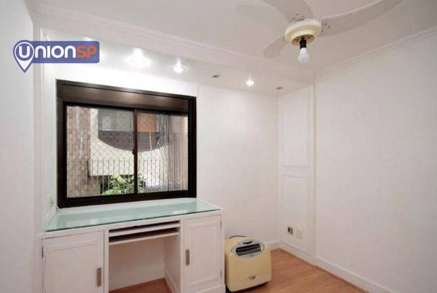 Apartamento à venda com 3 quartos, 210m² - Foto 6