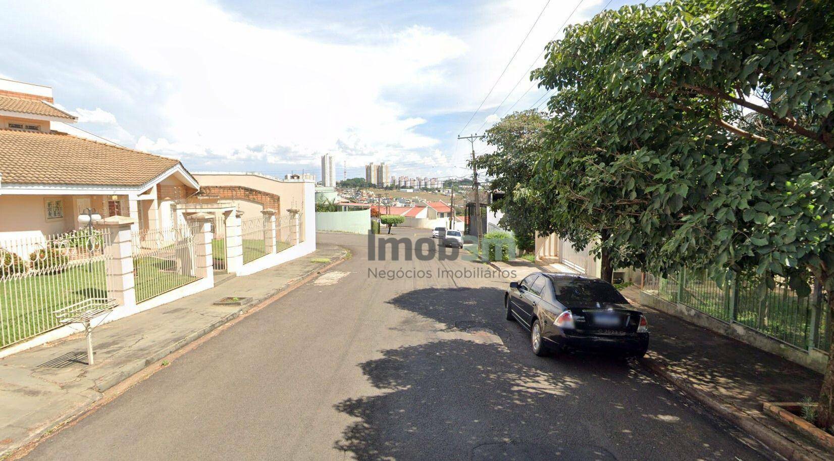 Sobrado à venda com 4 quartos, 360m² - Foto 3