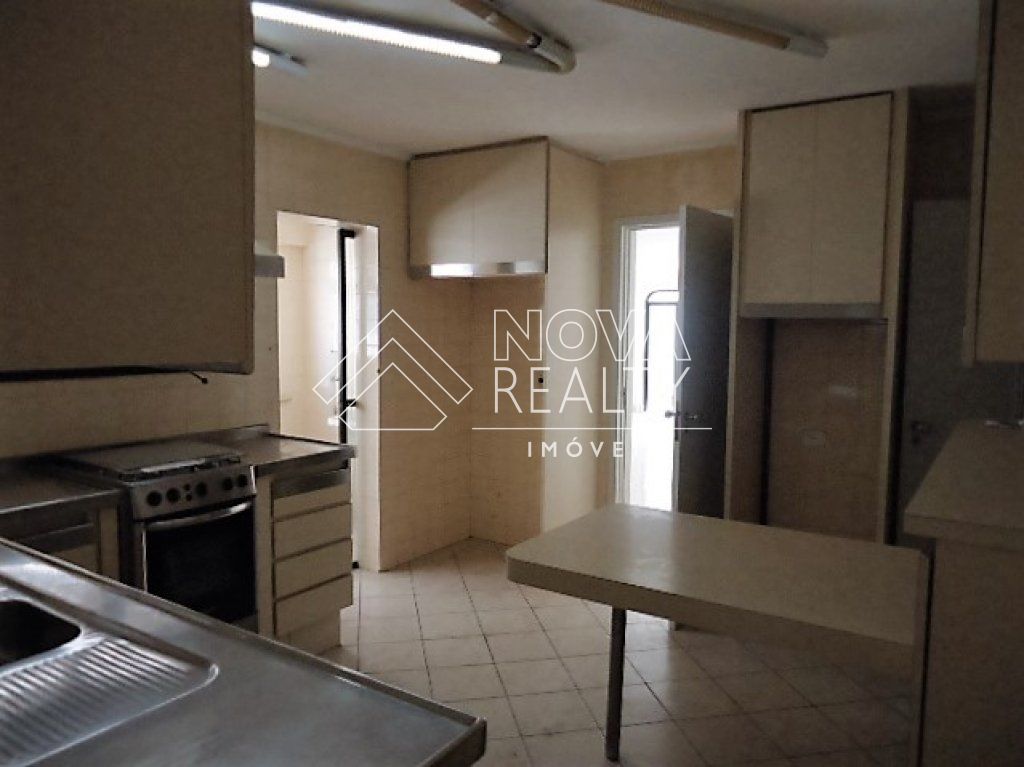 Apartamento à venda com 3 quartos, 158m² - Foto 19