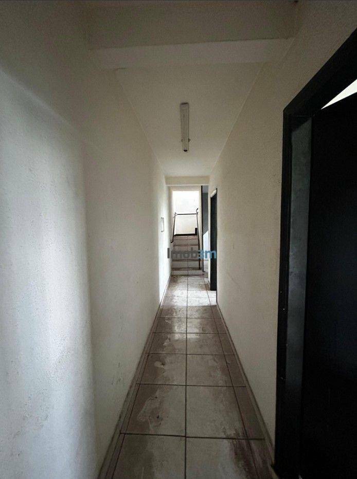 Depósito-Galpão-Armazém para alugar, 1100m² - Foto 3