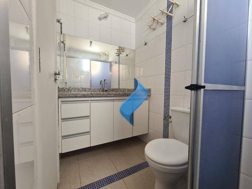 Apartamento para alugar com 2 quartos, 71m² - Foto 12