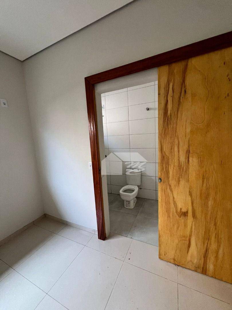 Casa à venda com 2 quartos, 75m² - Foto 13