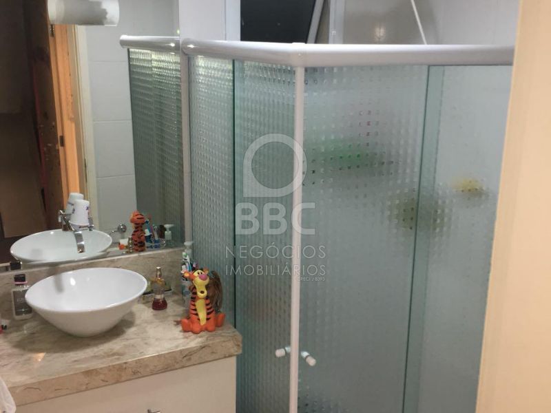 Apartamento à venda com 3 quartos, 97m² - Foto 18