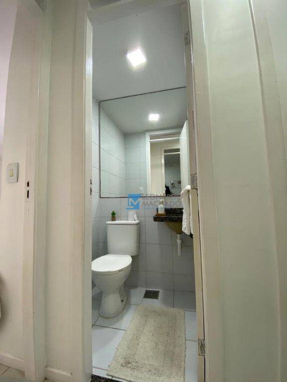 Apartamento à venda com 3 quartos, 82m² - Foto 14