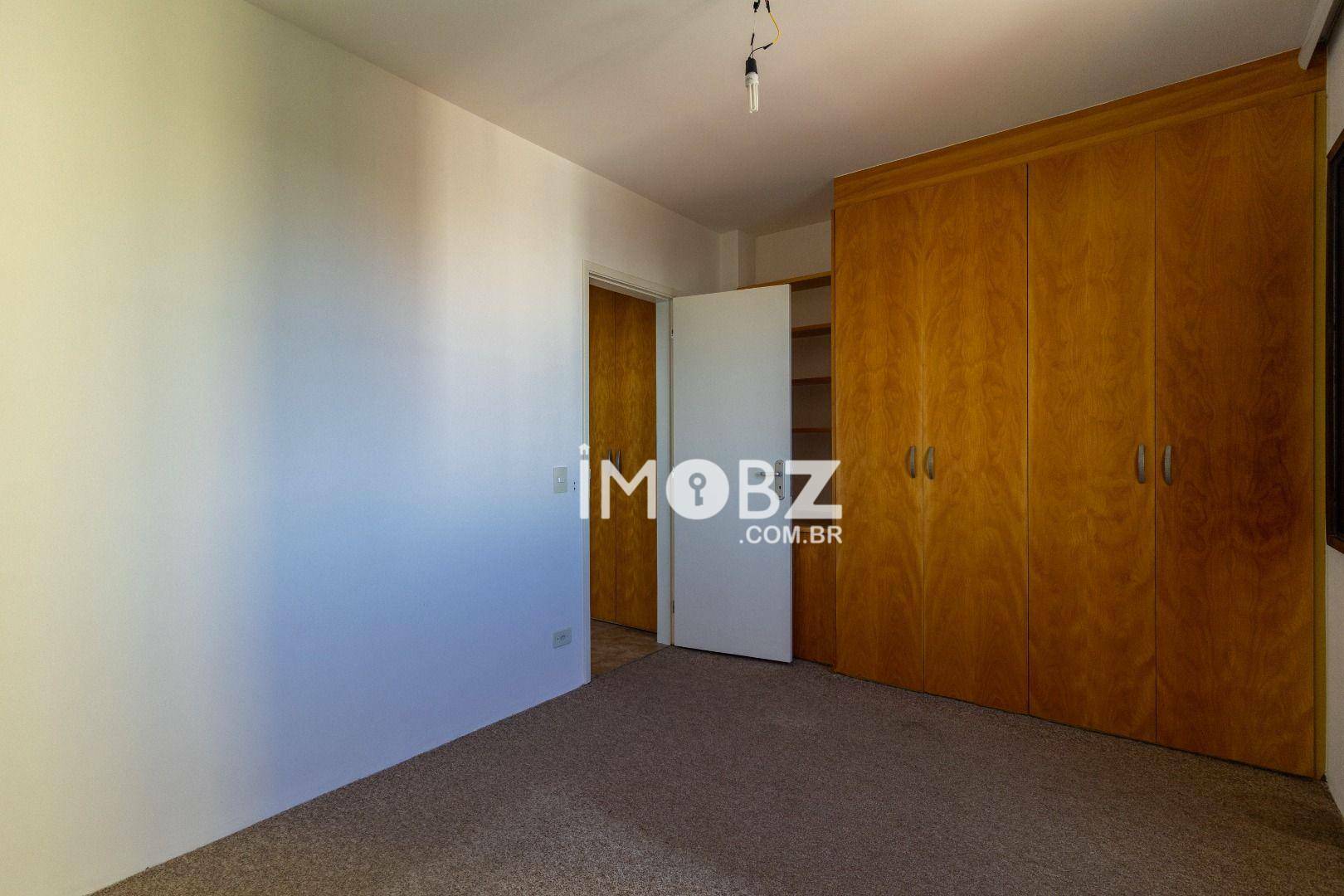 Apartamento à venda com 3 quartos, 160m² - Foto 11