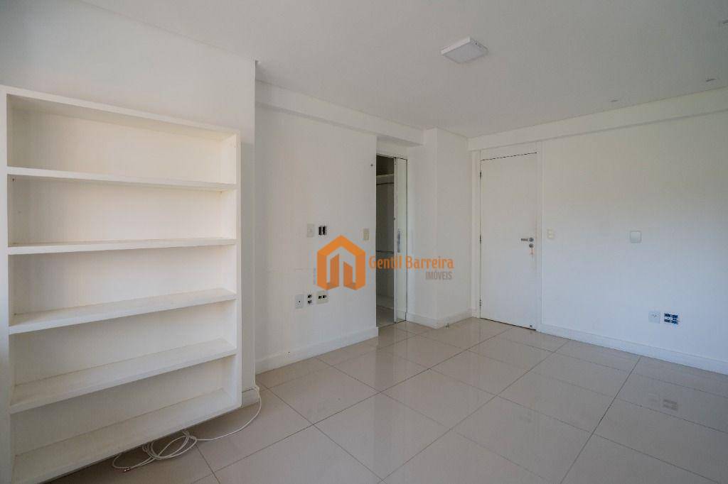 Apartamento à venda com 3 quartos, 210m² - Foto 21